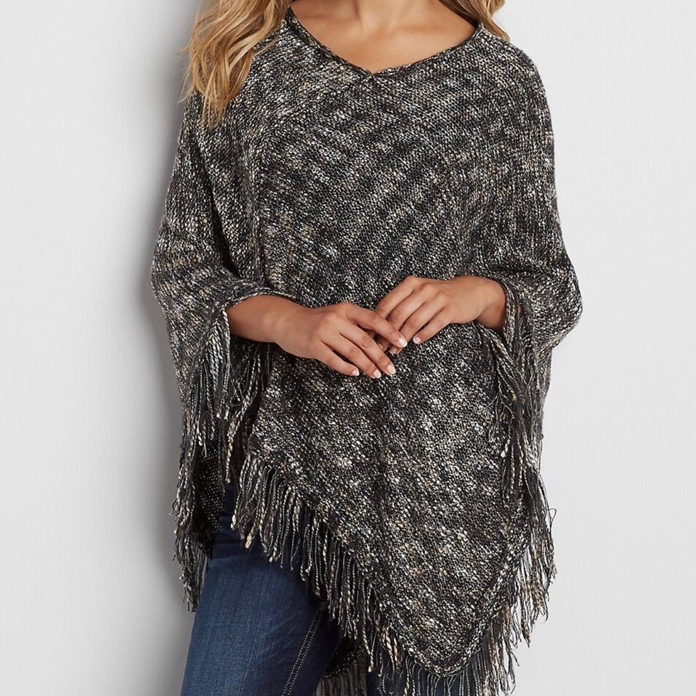 NWT MAURICE’S MARLED KNIT PONCHO
